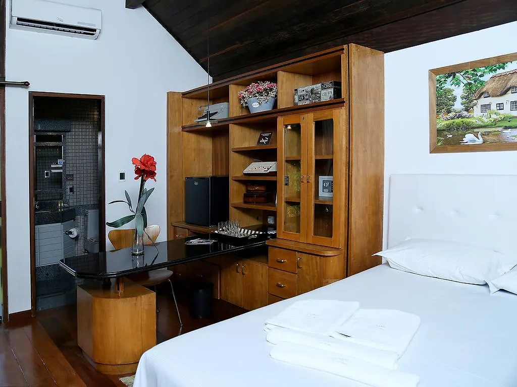 Casa Branca Pousada Pomerode 3*,